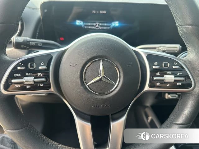 Mercedes-Benz GLB 2022 Черный из Китая