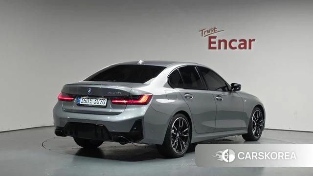 BMW 3 Series (G20) 2025 Серебристо-серый из Кореи