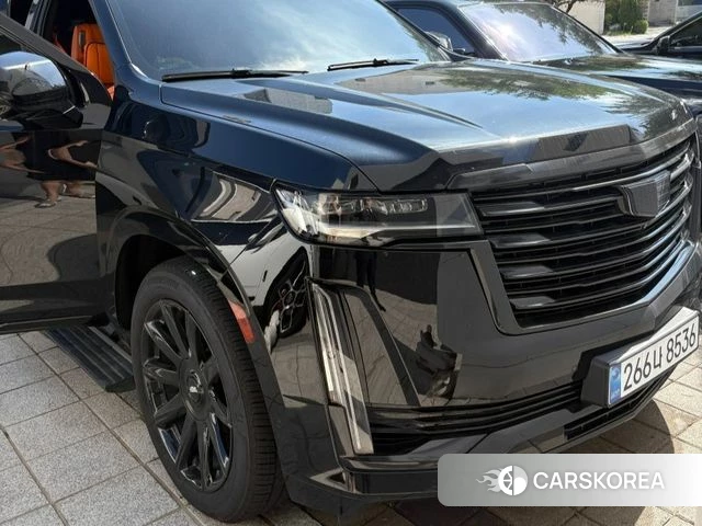 Cadillac Escalade 5th Generation 2021 Черный из Кореи