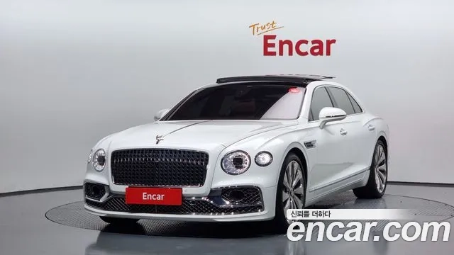 Bentley Flying Spur 3rd Generation 2022 Белый из Кореи