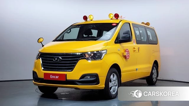 Hyundai The New Grand Starex 2018 Желтый из Кореи