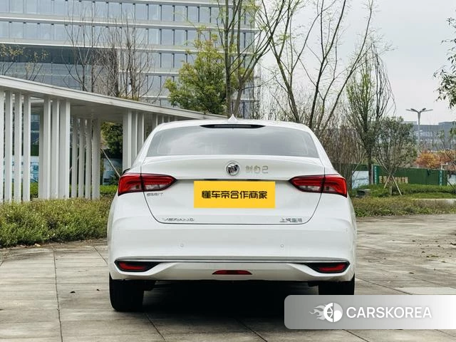 Buick Weilang 2023 Белый из Китая