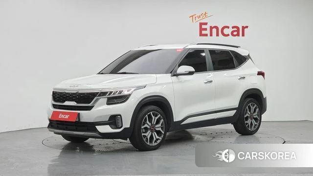 Kia Seltos 2022 Белый из Кореи