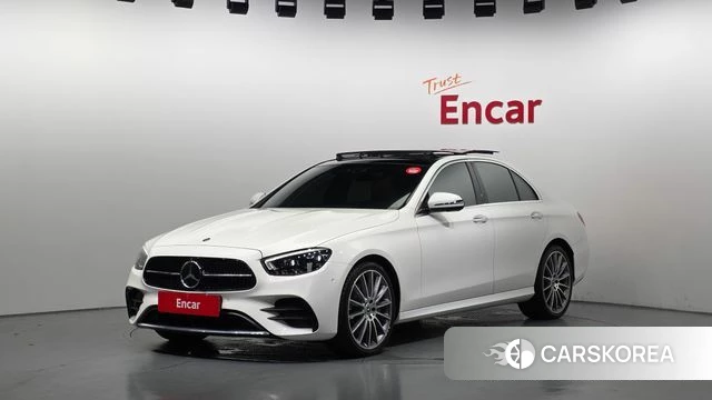 Mercedes-Benz E-Class W213 2021 Белый из Кореи