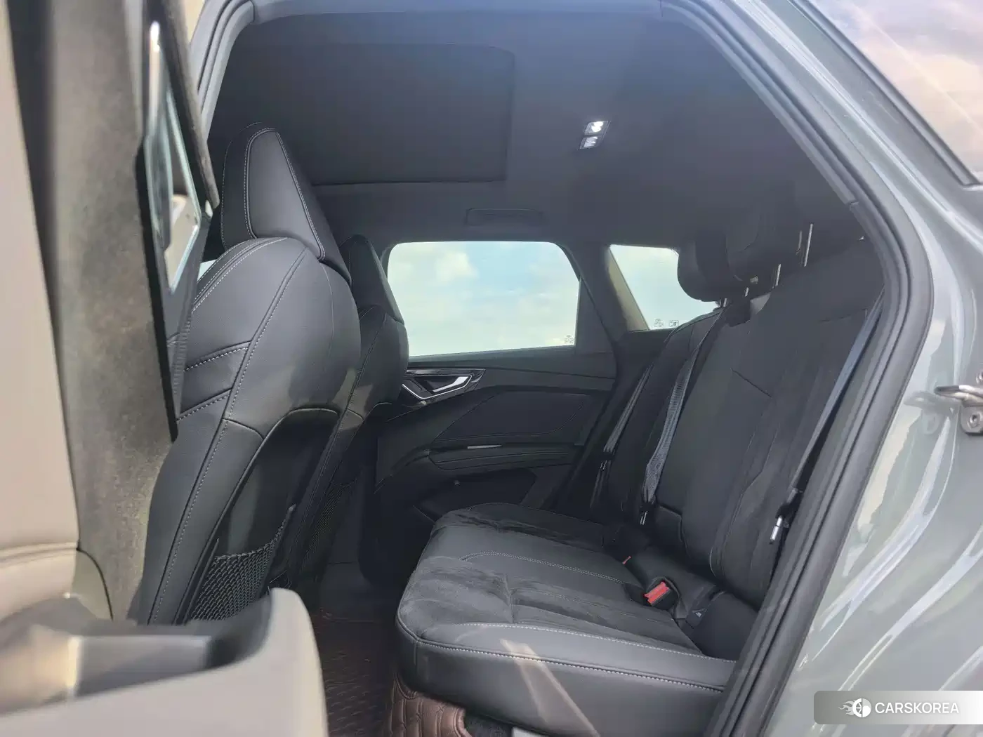 Audi Q4 e-tron 2023 Silver/gray из Китая