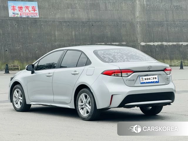 Toyota Lei Ling 2021 Серебристо-серый из Китая