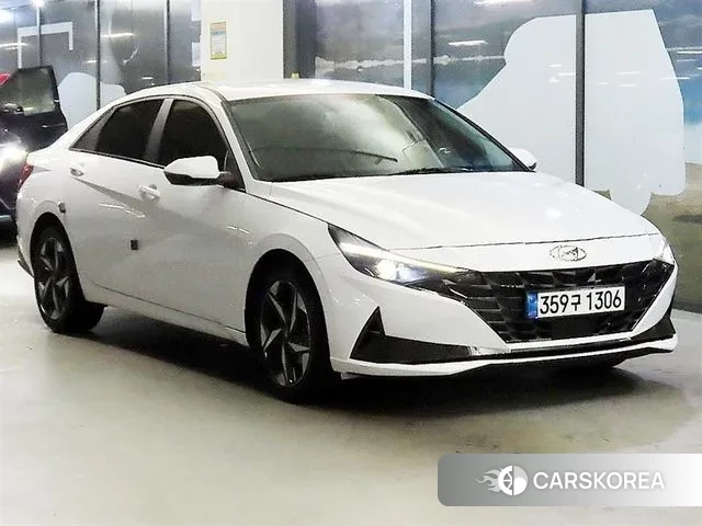 Hyundai Avante (CN7) 2021 Белый из Кореи