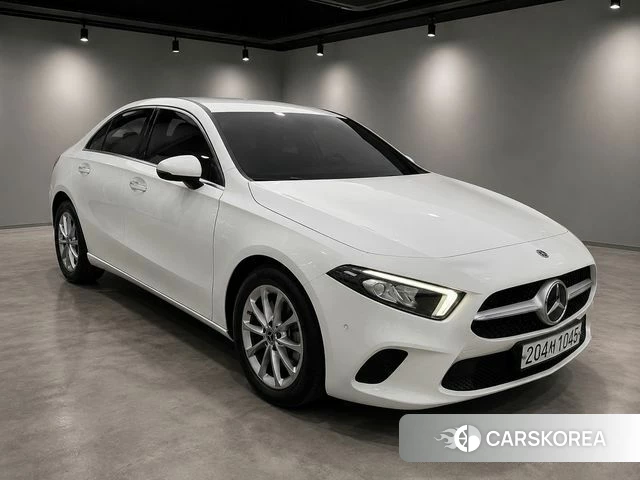 Mercedes-Benz A-Class W177 2020 Белый из Кореи