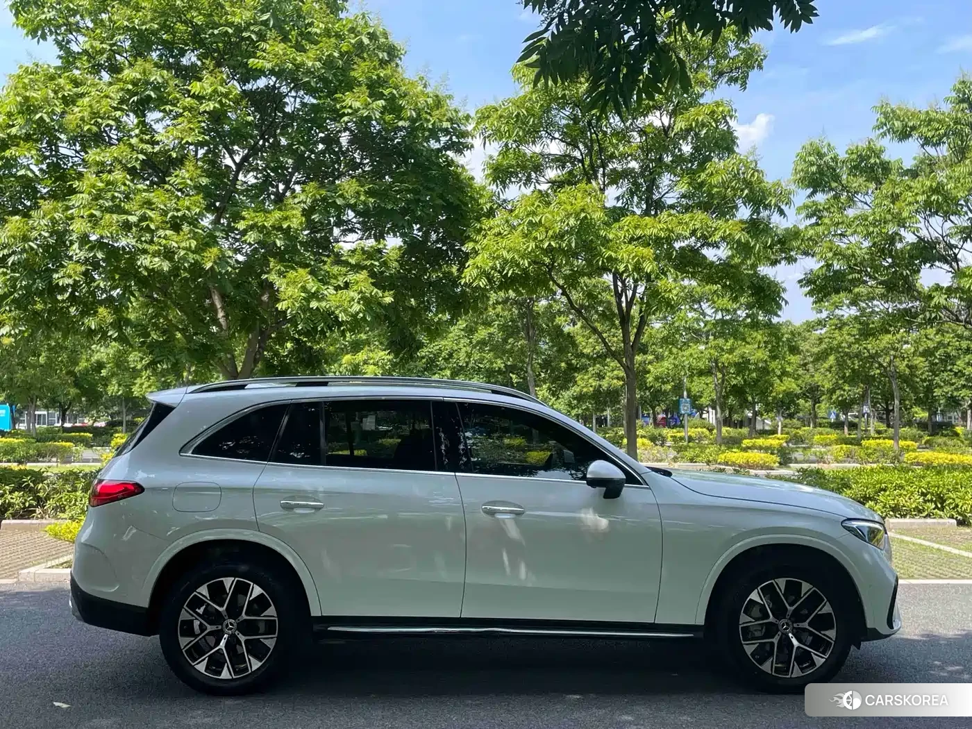 Mercedes-Benz GLC 2023 Белый из Китая