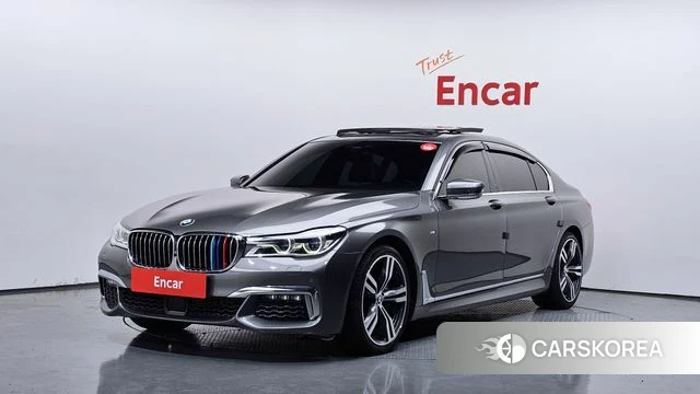 BMW 7 Series (G11) 2019 Серебристо-серый из Кореи