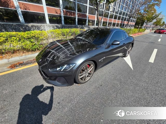 Maserati GranTurismo 2018 Серый из Кореи
