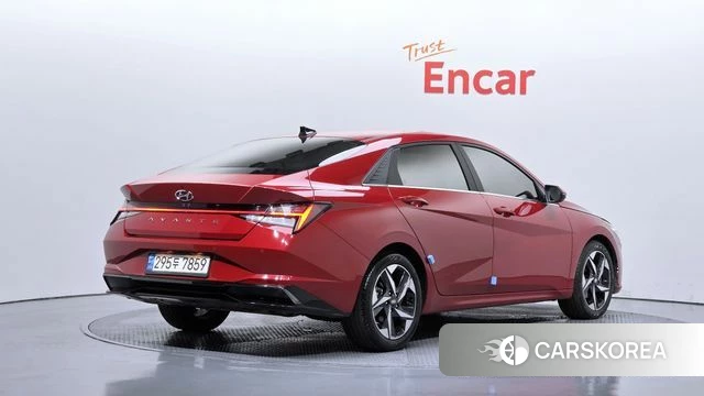 Hyundai Avante Hybrid (CN7) 2020 Красный из Кореи