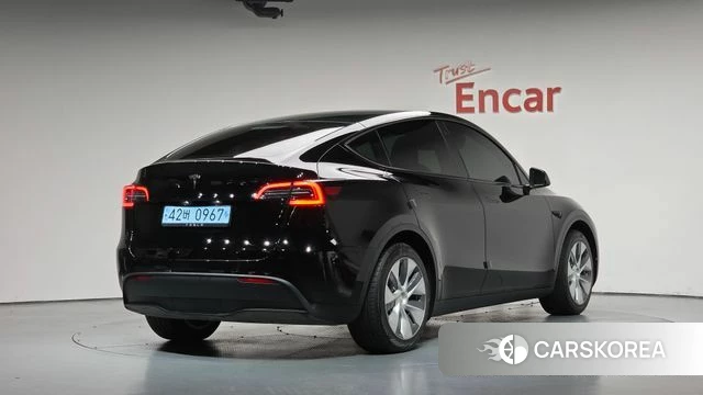 Tesla Model Y 2023 Черный из Кореи