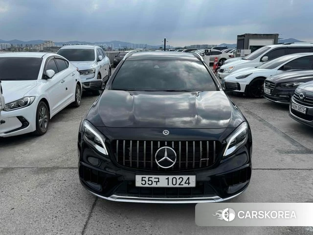 Mercedes-Benz GLA-Class X156 2018 Черный из Кореи