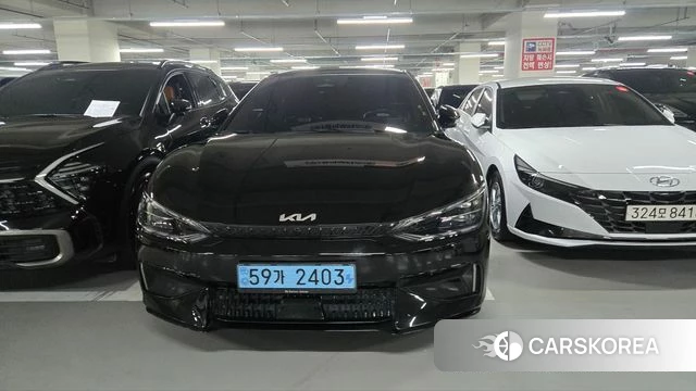 Kia EV6 2023 Черный из Кореи