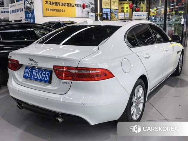 Jaguar XEL 2019 Белый из Китая