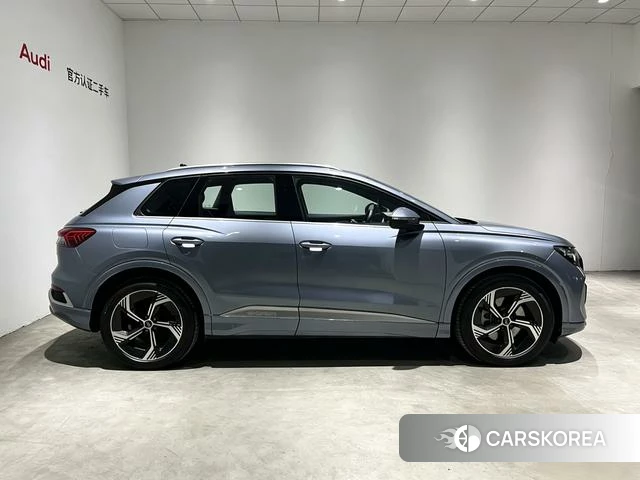 Audi Q4 e-tron 2024 Синий из Китая