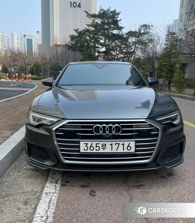 Audi A6 (C8) 2021 Серый из Кореи