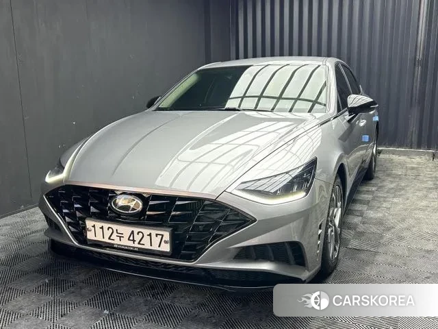 Hyundai Sonata (DN8) 2020 Серебристо-серый из Кореи