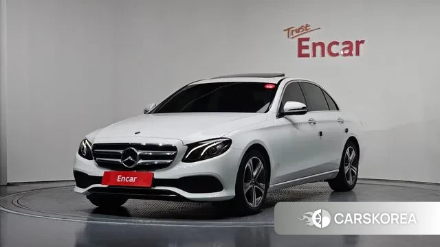 Mercedes-Benz E-Class W213 2019 Белый из Кореи