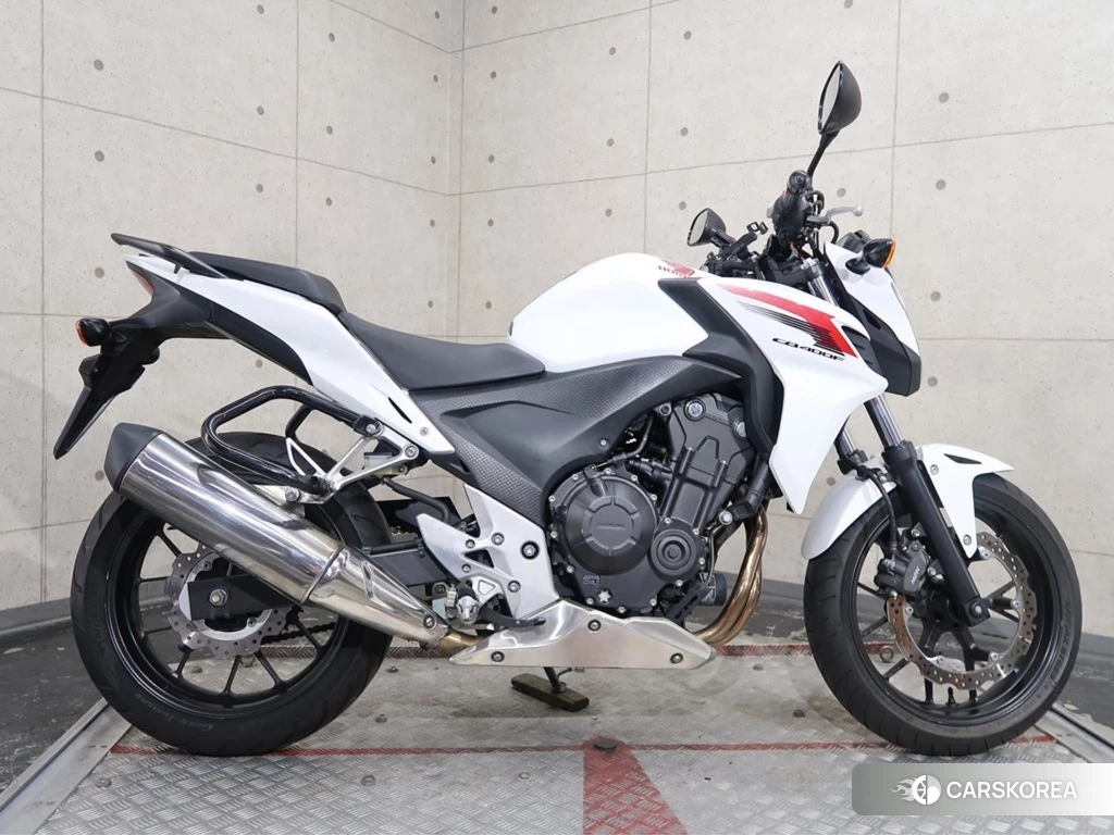 Проданный Honda CB400F 2021 из Японии