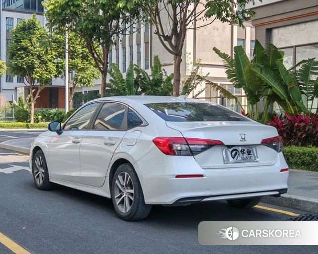 Honda Civic 2022 Белый из Китая