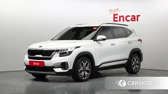 Kia Seltos 2021 Белый из Кореи