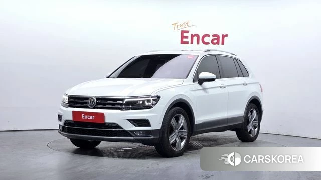 Volkswagen Tiguan second Generation 2018 Белый из Кореи