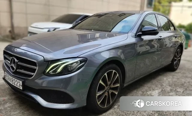 Mercedes-Benz E-Class W213 2020 Серый из Кореи