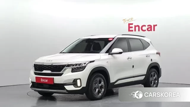Kia Seltos 2022 Белый из Кореи