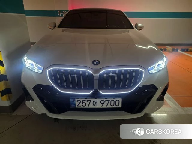 BMW 5 Series (G60) 2024 Белый из Кореи