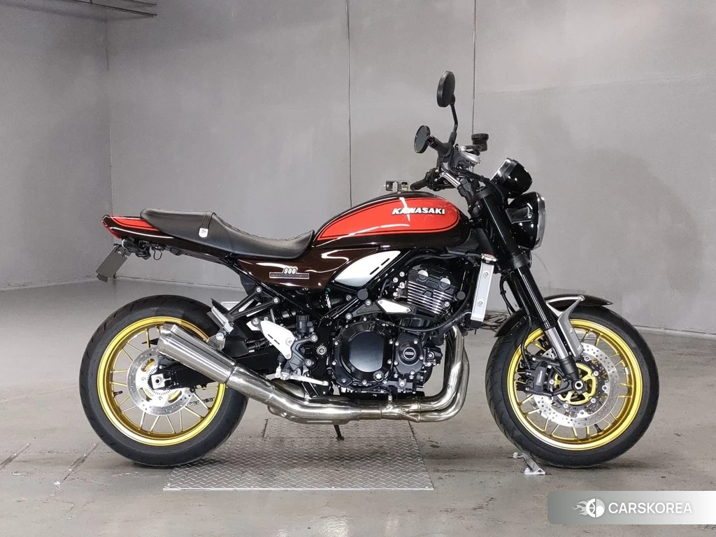 Проданный Kawasaki Z900RS 2022 из Японии