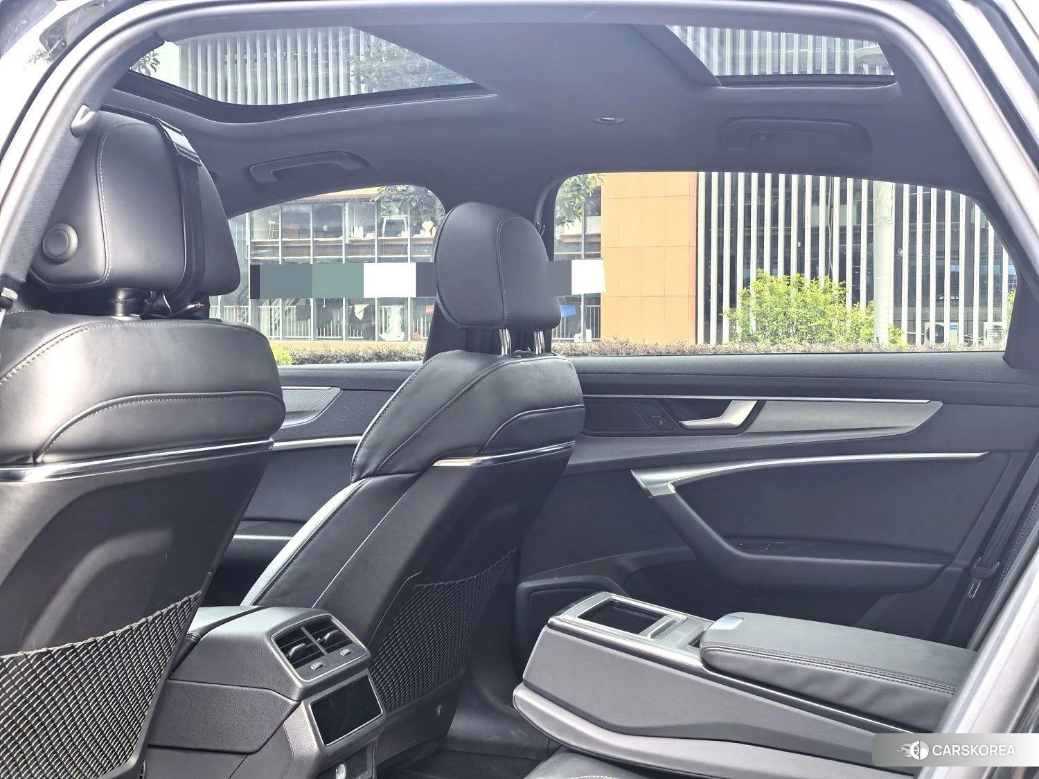 Audi A6L 2021 Черный из Китая