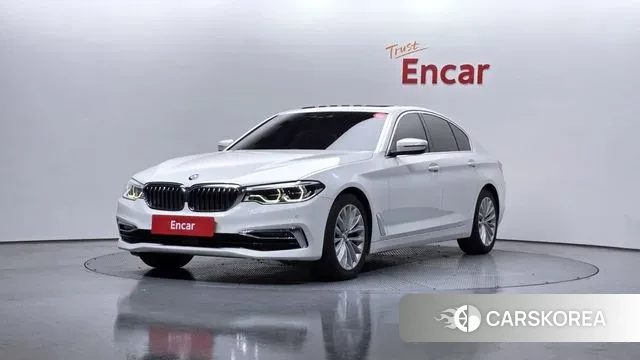 BMW 5 Series (G30) 2019 Белый из Кореи