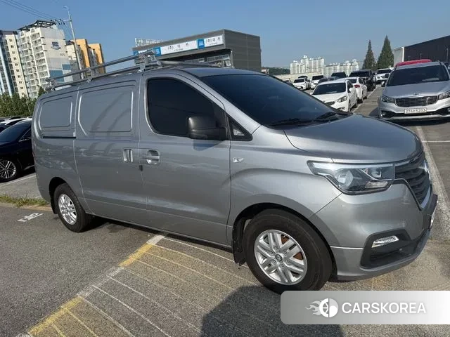 Hyundai The New Grand Starex 2020 Серый из Кореи