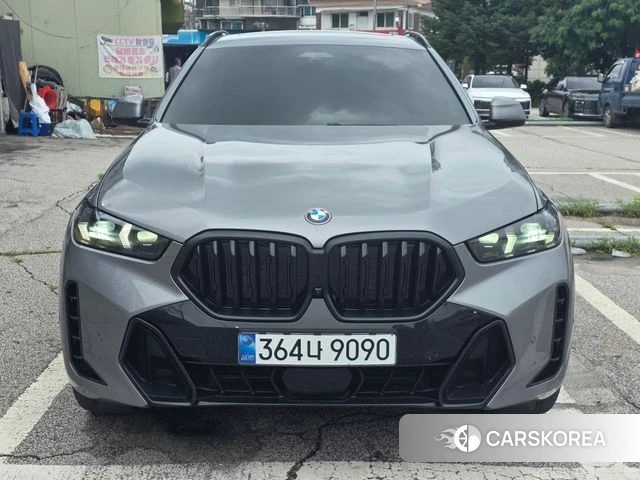 BMW X6 (G06) 2026 Серебристо-серый из Кореи