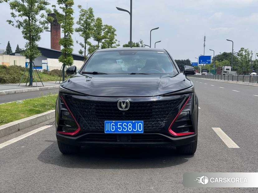 Chang'an UNI-T 2020 Черный из Китая
