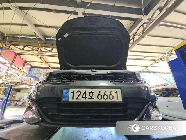 Kia K5 3rd generation 2022 Серебристо-серый из Кореи