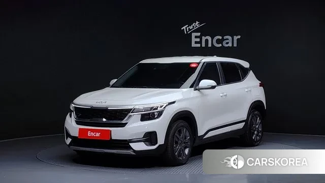 Kia Seltos 2022 Белый из Кореи
