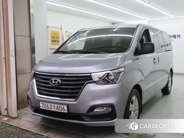 Hyundai The New Grand Starex 2020 Серебристо-серый из Кореи