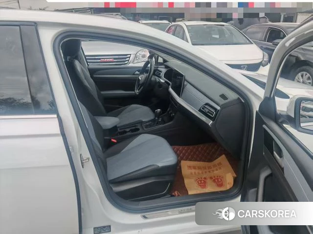 Volkswagen Lavida 2023 Белый из Китая