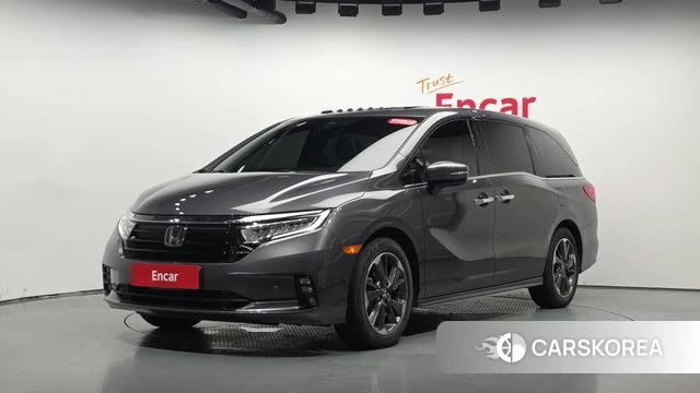 Honda Odyssey 2023 Серый из Кореи