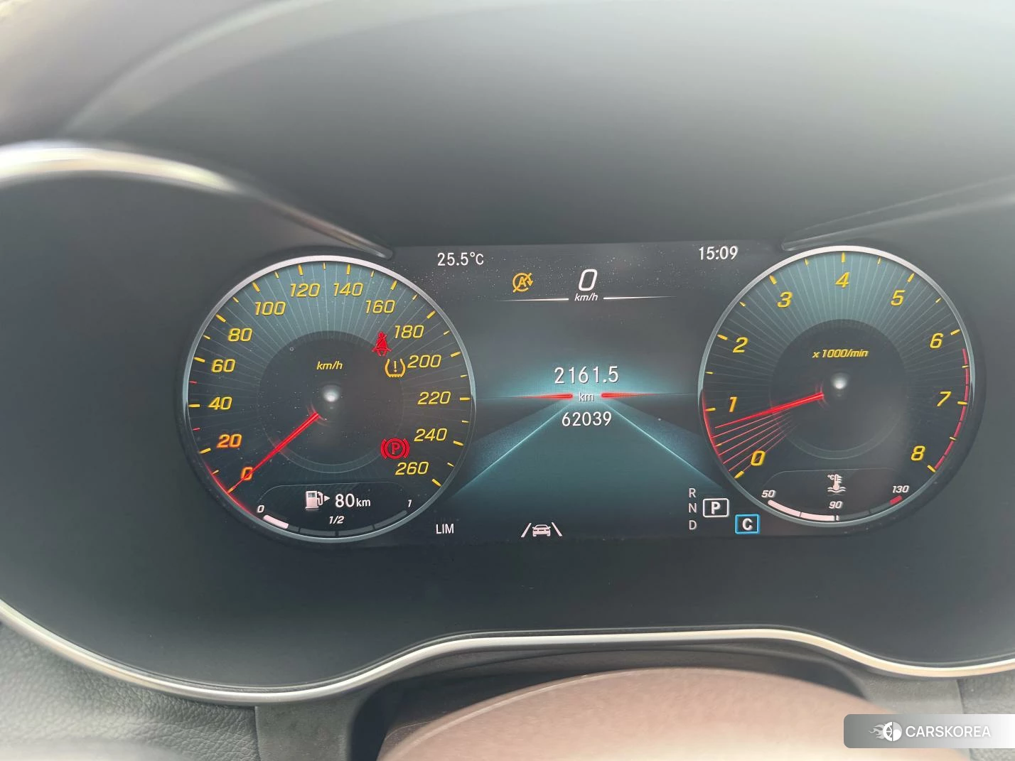 Mercedes-Benz GLC 2020 Темно-серый из Китая
