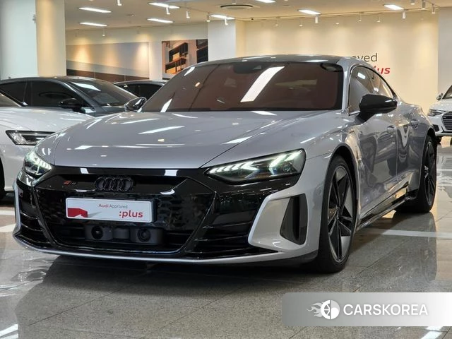 Audi RS e-Tron GT 2022 Серебряный из Кореи