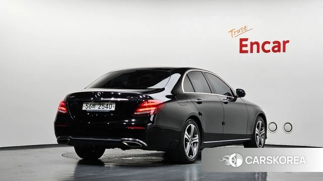 Mercedes-Benz E-Class W213 2018 Черный из Кореи