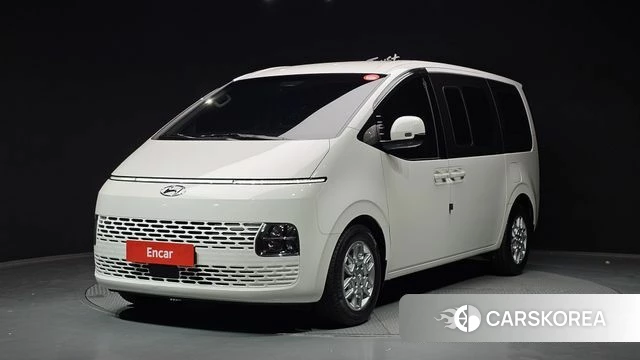 Hyundai Staria 2022 Белый из Кореи