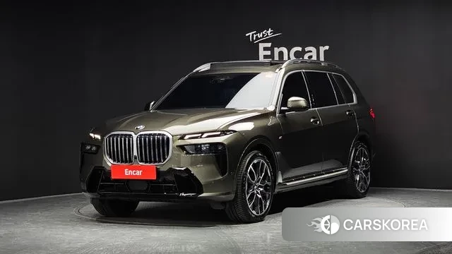 BMW X7 (G07) 2023 Цвет тростника из Кореи