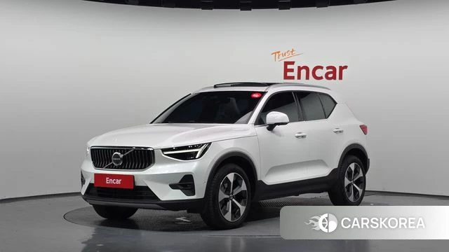 Volvo XC40 2024 Белый из Кореи