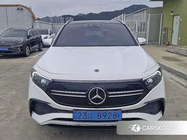 Mercedes-Benz EQA H243 2022 Жемчужный цвет из Кореи