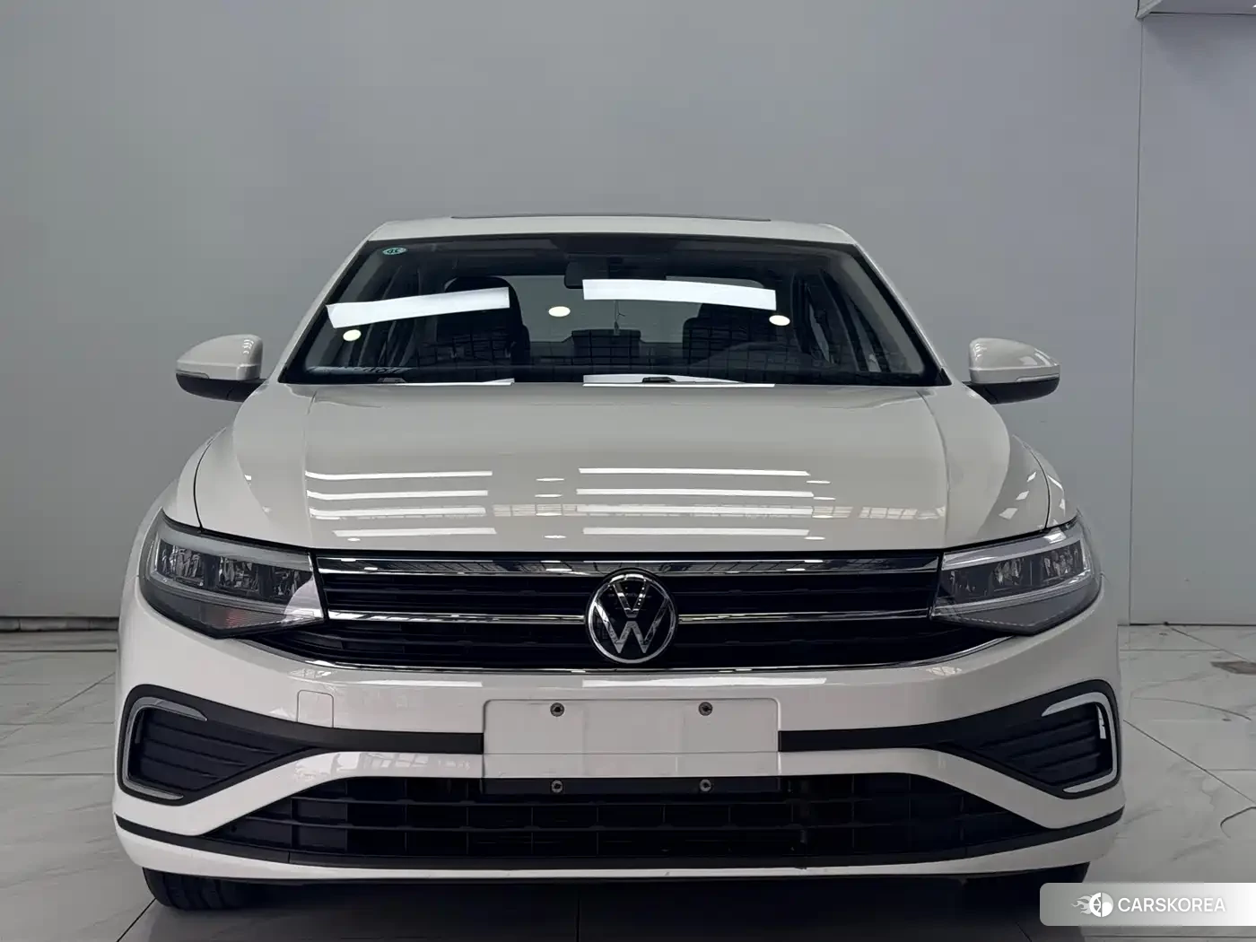 Volkswagen Bora 2023 Белый из Китая